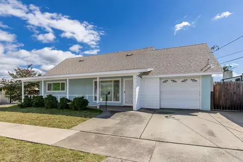 643 Hillward St, Escondido, CA 92027