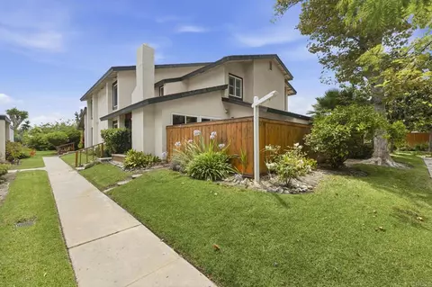 2033 Shadytree Ln, Encinitas, CA 92024