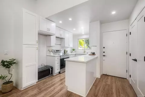 Kitchen - 1973 Fairlee Dr, Encinitas, CA 92024 photo 4 of 4