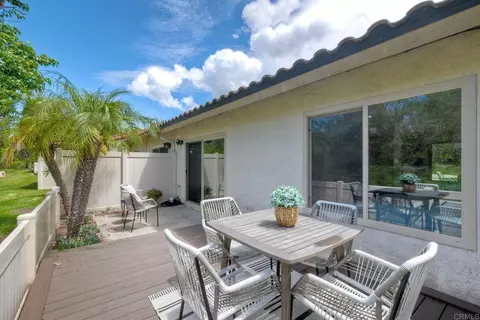 Exterior - 1973 Fairlee Dr, Encinitas, CA 92024 photo 5 of 10