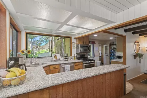 Kitchen - 1148 Saturn Way, Crestline, CA 92325 photo 1 of 6