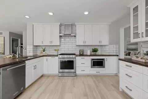 Kitchen - 1636 Olympus Loop Dr, Vista, CA 92081 photo 3 of 7