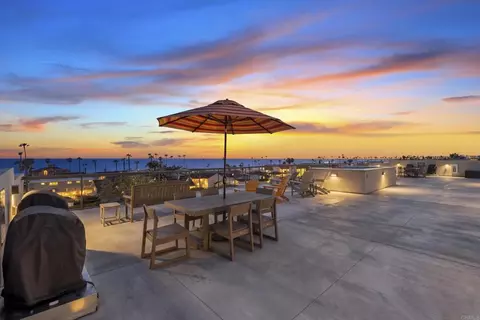 1105 S Cleveland St #311, Oceanside, CA 92054