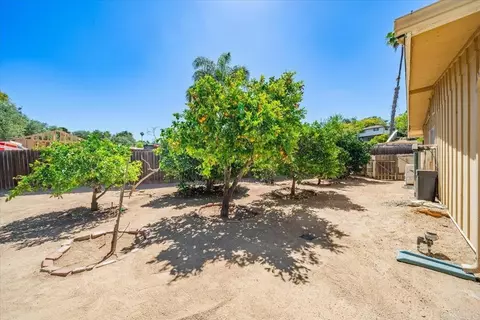 Exterior - 1828 Chapulin Ln, Fallbrook, CA 92028 photo 9 of 12