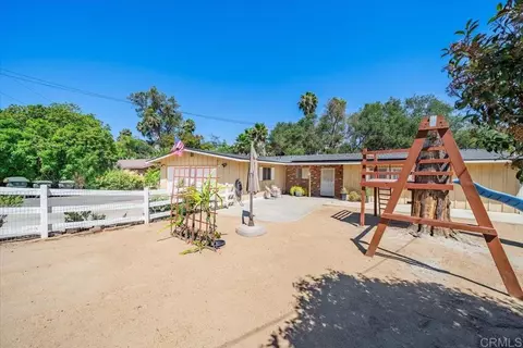 Exterior - 1828 Chapulin Ln, Fallbrook, CA 92028 photo 5 of 12