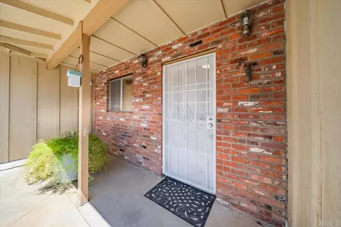 Exterior - 1828 Chapulin Ln, Fallbrook, CA 92028 photo 2 of 12