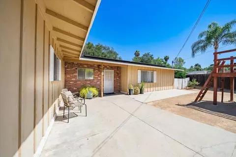 Exterior - 1828 Chapulin Ln, Fallbrook, CA 92028 photo 4 of 12