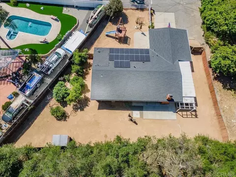 View/Area - 1828 Chapulin Ln, Fallbrook, CA 92028 photo 5 of 5