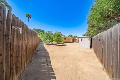 Exterior - 1828 Chapulin Ln, Fallbrook, CA 92028 photo 7 of 12