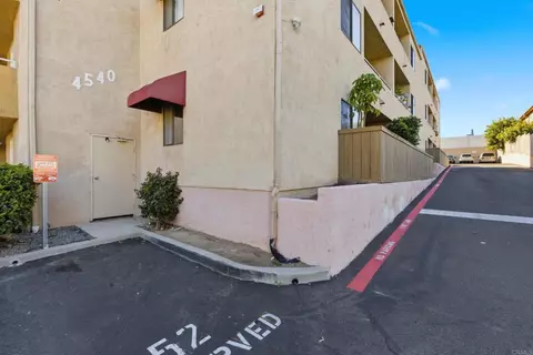4540 60th St #203, San Diego, CA 92115
