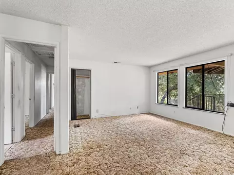 Living - 17566 Lyons Valley Rd, Jamul, CA 91935 photo 5 of 10