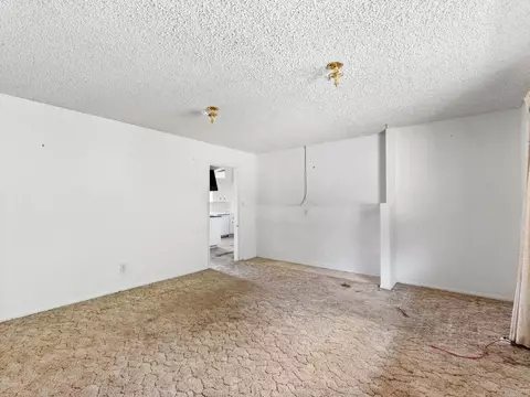 Living - 17566 Lyons Valley Rd, Jamul, CA 91935 photo 3 of 10