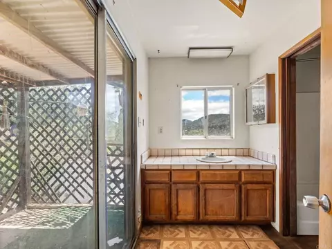 Bath - 17566 Lyons Valley Rd, Jamul, CA 91935 photo 6 of 8