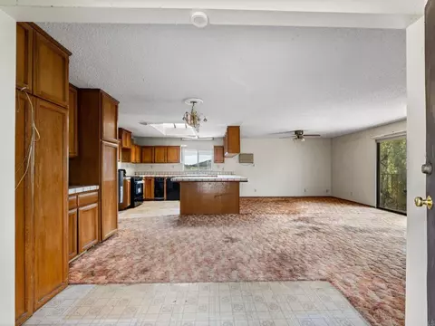 Living - 17566 Lyons Valley Rd, Jamul, CA 91935 photo 7 of 10