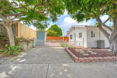 Exterior - 3529 Santa Maria, Oceanside, CA 92056 photo 6 of 7