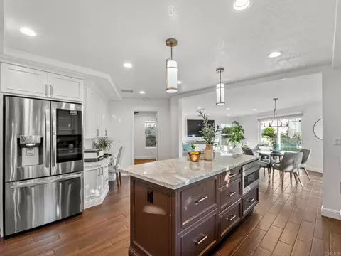 Kitchen - 5062 Nighthawk Way, Oceanside, CA 92056 photo 3 of 5