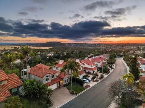 View/Area - 5062 Nighthawk Way, Oceanside, CA 92056 photo 6 of 15
