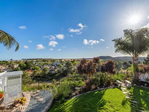Exterior - 5062 Nighthawk Way, Oceanside, CA 92056 photo 3 of 11
