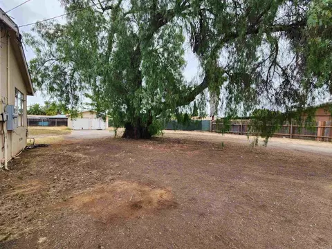 Exterior - 664 N Fig St, Escondido, CA 92025 photo 8 of 11