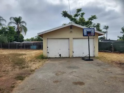 Exterior - 664 N Fig St, Escondido, CA 92025 photo 11 of 11