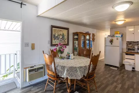 1010 E Bobier Dr, Vista, CA 92084 photo 8