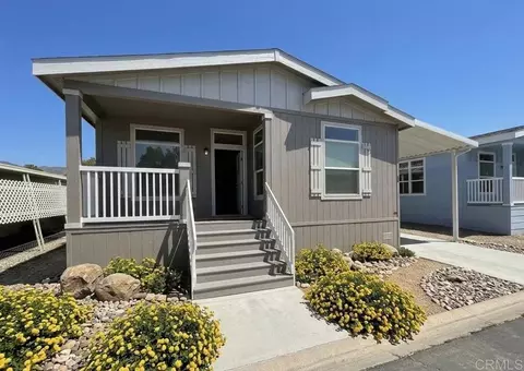 1499 Old Mountain Ave #16, San Jacinto, CA 92583