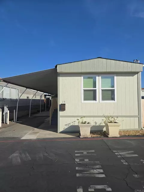 541 W 15th Ave #SPC 15, Escondido, CA 92025