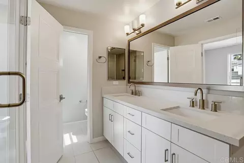 Bath - 307 West St #101, Oceanside, CA 92054 photo 2 of 3