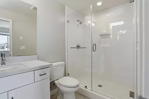 Bath - 307 West St #101, Oceanside, CA 92054 photo 3 of 3