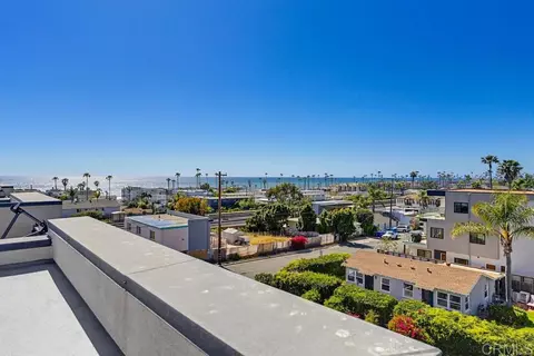 View/Area - 307 West St #101, Oceanside, CA 92054 photo 4 of 5