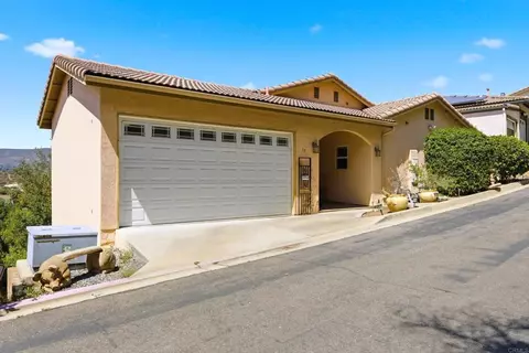 15615 Vista Vicente Dr #17, Ramona, CA 92065