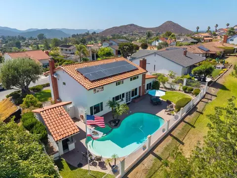 17959 Sencillo Dr, San Diego, CA 92128