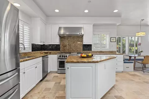 Kitchen - 213 Hillcrest Dr, Encinitas, CA 92024 photo 1 of 5