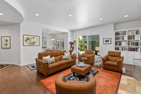 Living - 213 Hillcrest Dr, Encinitas, CA 92024 photo 3 of 4