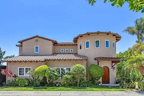 213 Hillcrest Dr, Encinitas, CA 92024