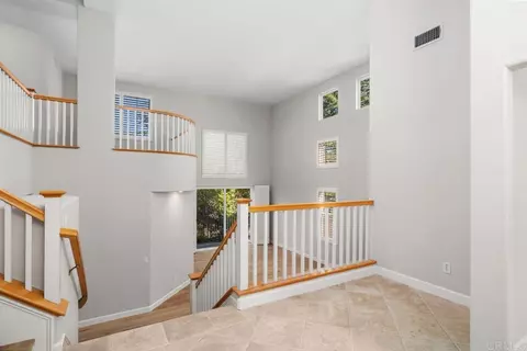 Entry Way - 6085 Hillpointe Row, La Jolla, CA 92037 photo 2 of 3