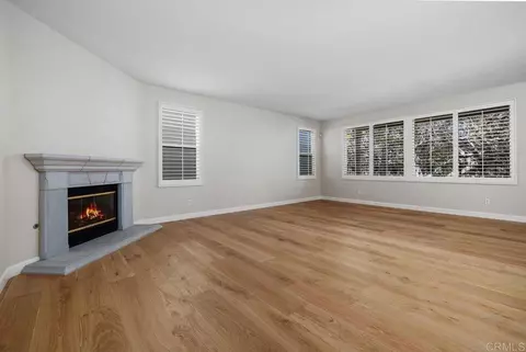 Living - 6085 Hillpointe Row, La Jolla, CA 92037 photo 4 of 4