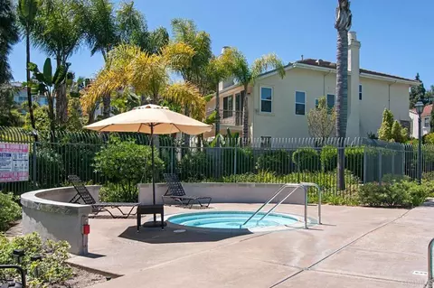 Exterior - 6085 Hillpointe Row, La Jolla, CA 92037 photo 6 of 7