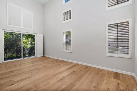 Living - 6085 Hillpointe Row, La Jolla, CA 92037 photo 1 of 4