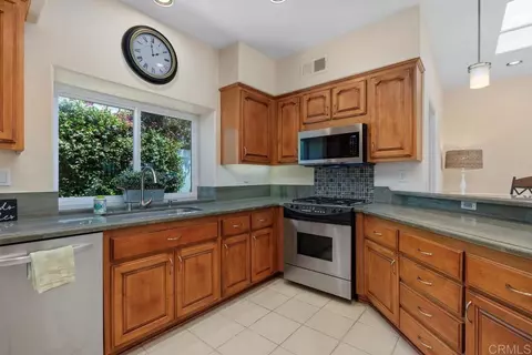 Kitchen - 4976 Lamia Way, Oceanside, CA 92056 photo 2 of 3