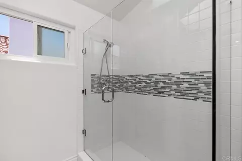 Bath - 4976 Lamia Way, Oceanside, CA 92056 photo 4 of 4
