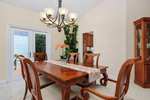 Dining - 4976 Lamia Way, Oceanside, CA 92056 photo 2 of 2