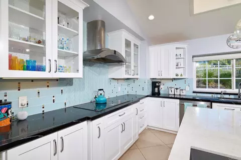 Kitchen - 13318 Bronco Way, Poway, CA 92064 photo 2 of 5