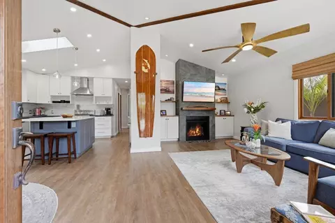 Living - 637 Sparta Dr, Encinitas, CA 92024 photo 1 of 5