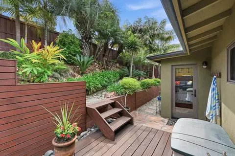 Exterior - 637 Sparta Dr, Encinitas, CA 92024 photo 8 of 12