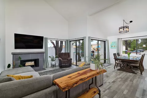 1935 Sunset Dr #45, Escondido, CA 92025