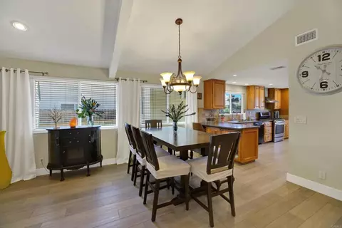 Dining - 1649 Boulder Creek Rd, Oceanside, CA 92056 photo 3 of 3
