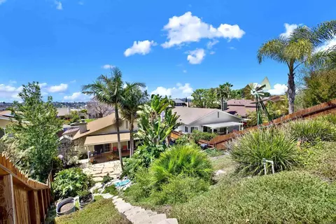 Exterior - 1649 Boulder Creek Rd, Oceanside, CA 92056 photo 9 of 16