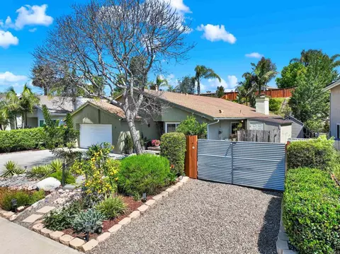 Exterior - 1649 Boulder Creek Rd, Oceanside, CA 92056 photo 4 of 16