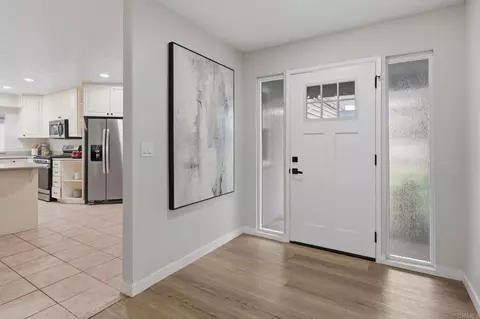 Entry Way - 1965 Comanche, Oceanside, CA 92056 photo 2 of 2